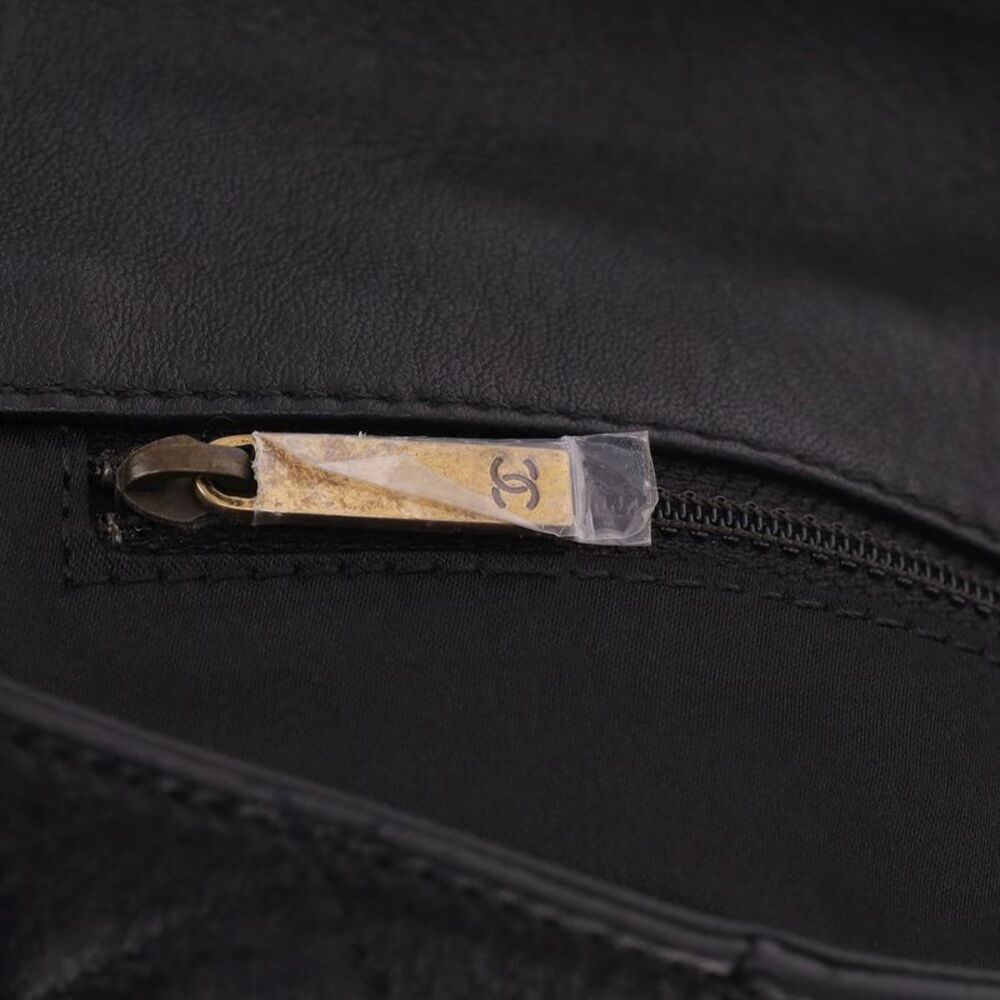 Chanel Re-Issue Quilted Lambskin Clutch Bag - Picture 9 of 11